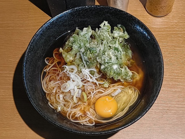春菊天そば玉子落とし