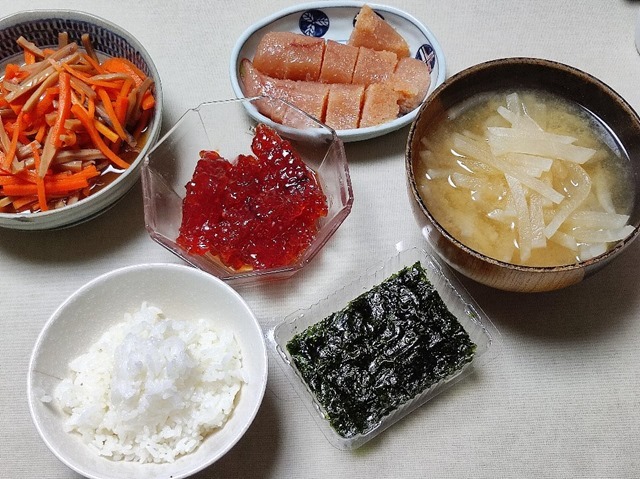 筋子とご飯と韓国のり