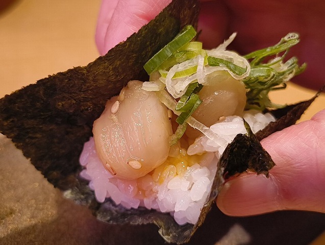 漬けいたや貝包み（卵黄醤油がけ）