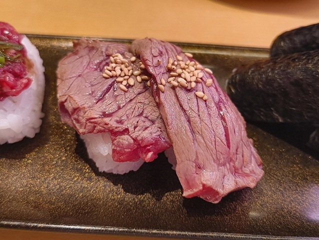 赤身ごま油炙り
