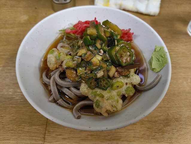 冷やし太そば（小盛）＋山形だし＋枝豆天＋紅しょうが天（半分）