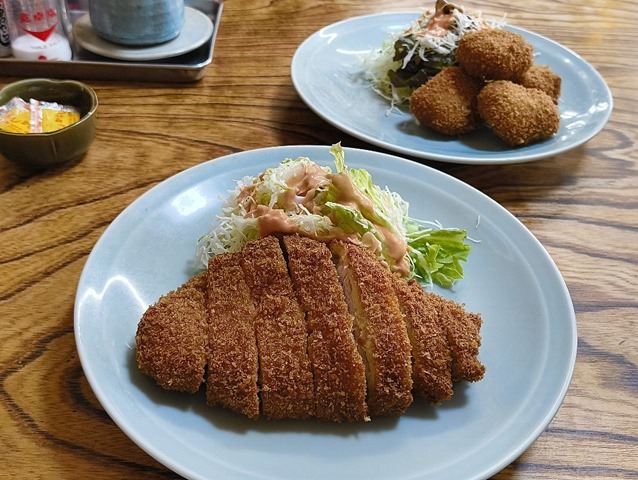 ロースカツとヒレカツ