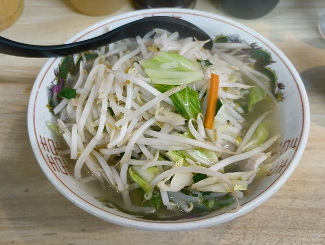 野菜一杯のタンメンだ