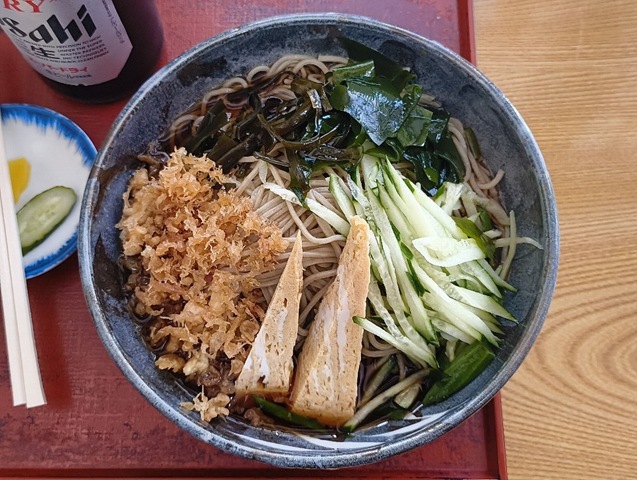 能登屋支店の冷したぬそば（大盛）