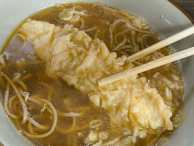イカ天を食べる