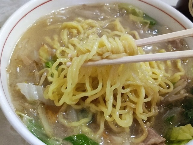 麺がうまいのだよ（笑）