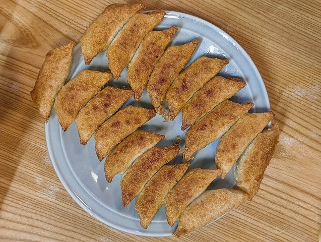 王さまの餃子3人前