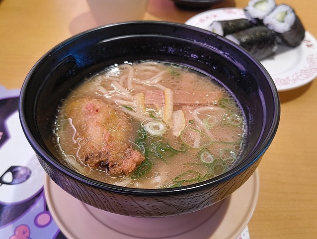 牡蠣白湯ラーメン かきフライのせ