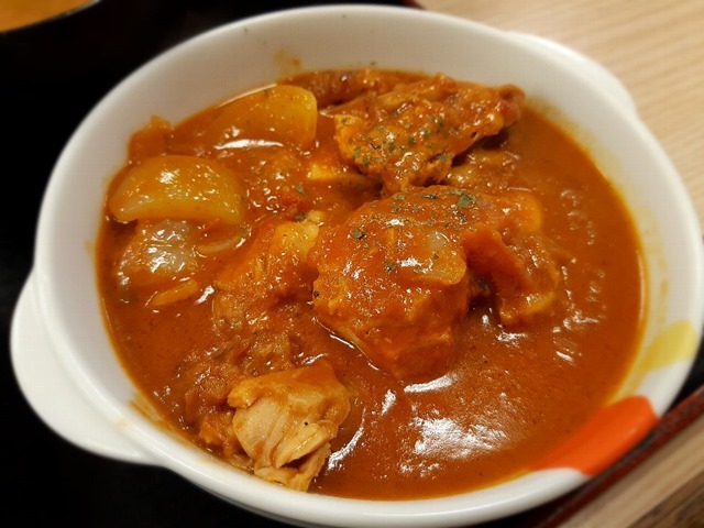 ごろごろチキンのバターチキンカレー