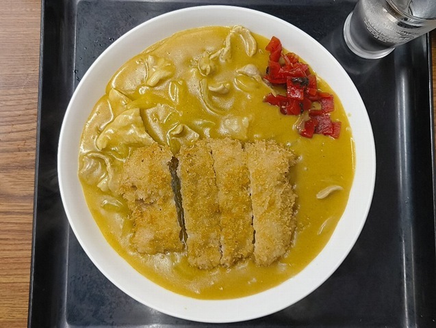 カツカレー（ご飯半分）