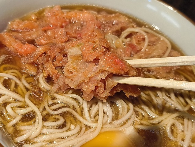 紅ショウガ天を食べる