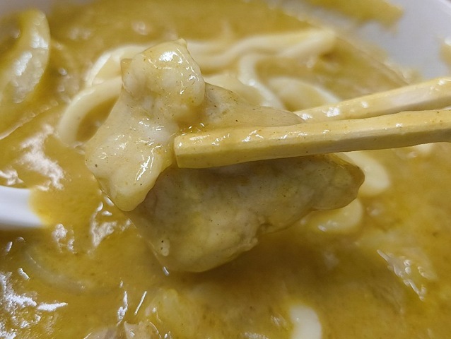 分厚く大きな豚肉だ