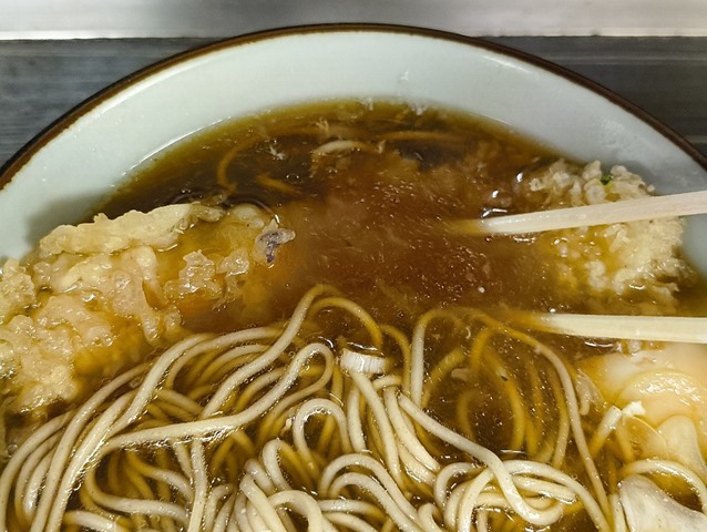 ズブズブとイカ天を汁に沈めるのだよ