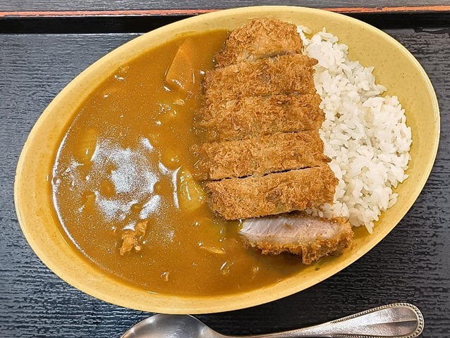カツカレー（ご飯半分）