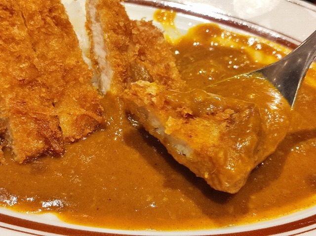 カレーを酒肴にして呑む