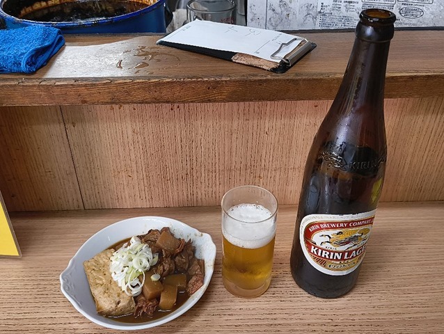 大瓶ともつ煮込み
