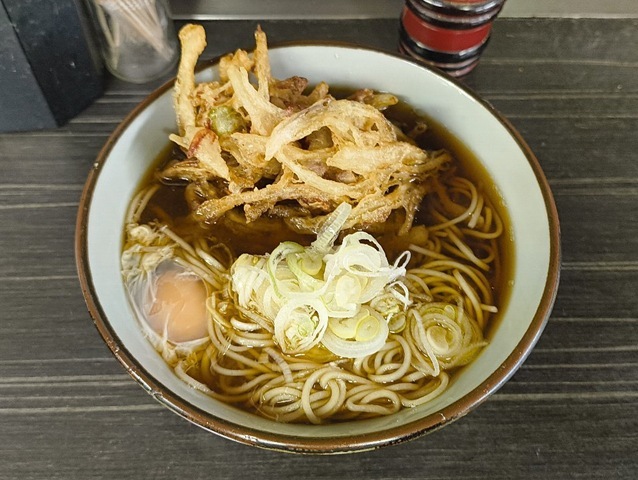 かき揚げそば＋生たまご