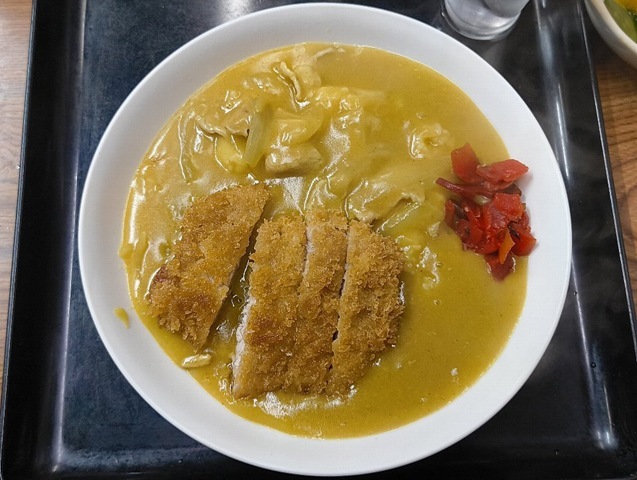 カツカレー（ご飯半分）