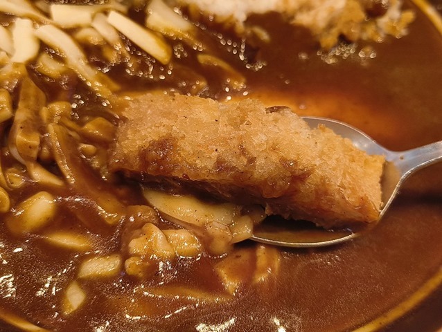 カツも食べる