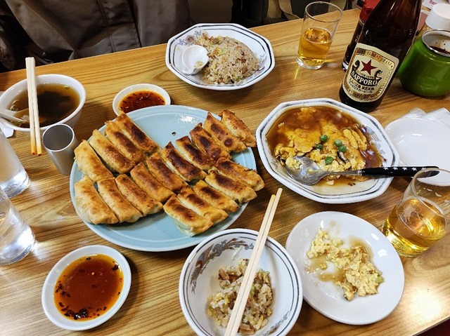 餃子の王さまでごちゃごちゃとした夕餉