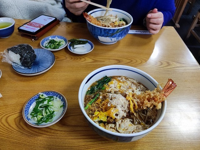 家人は食べ始めたのだよ（笑）