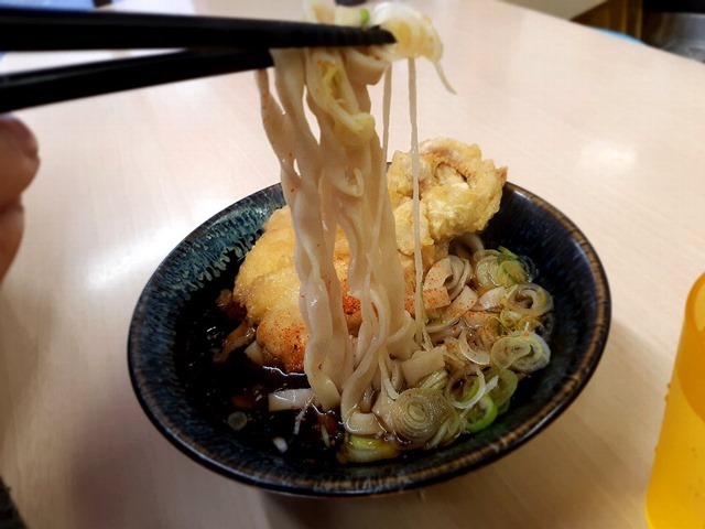 かけ＋田舎そば太麺＋鶏天トッピング