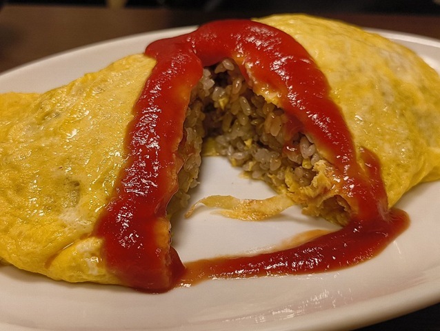 中身はチャーハンなのである