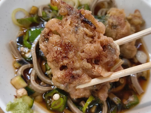 ミニゲソ天を食べる