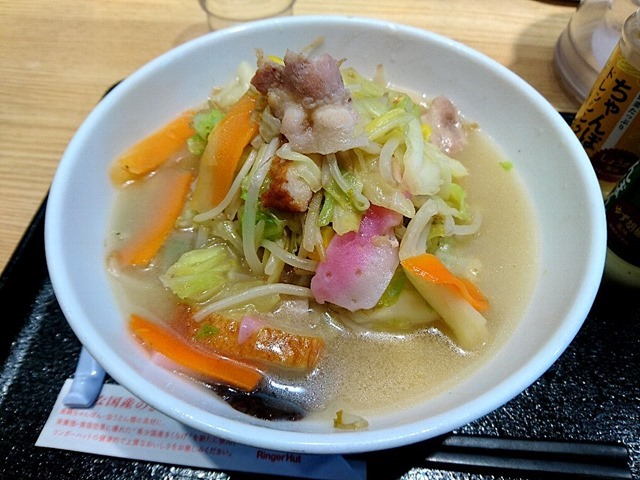 野菜たっぷり食べるスープ（塩味）