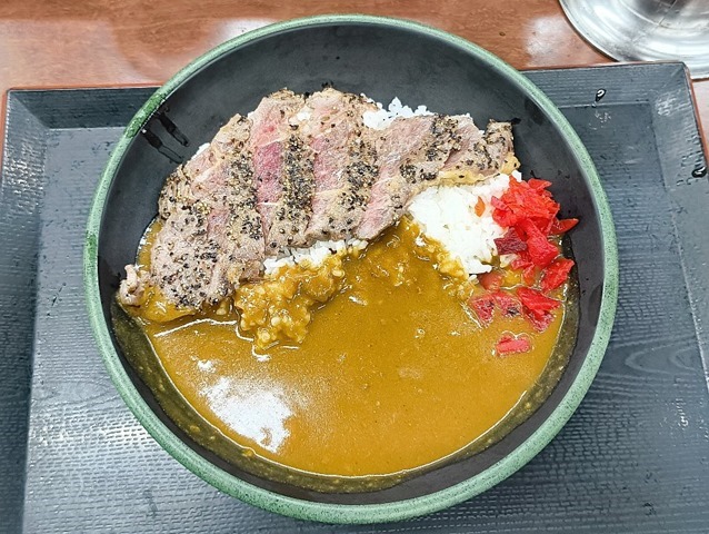 ステーキカレー