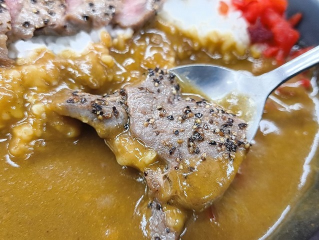 牛肉が嘘みたい柔らかくうまいのだ