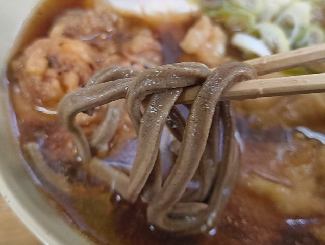 太そばを手繰る