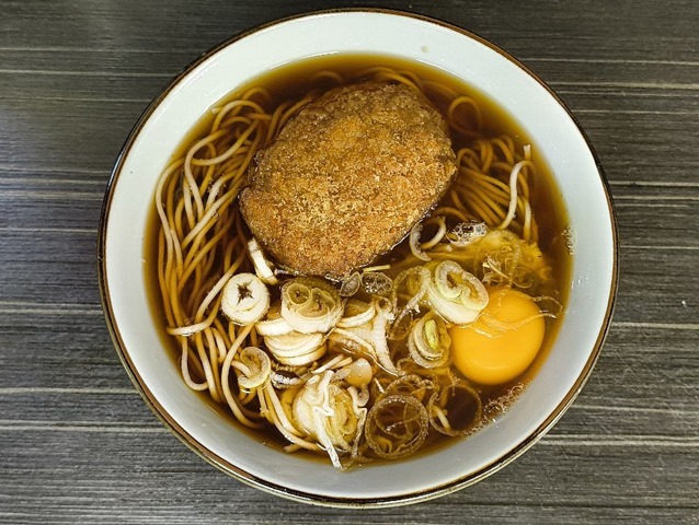 コロッケそば＋生たまご