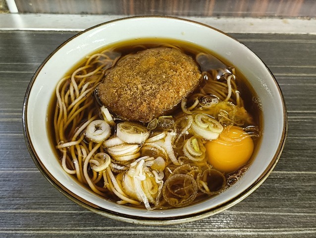 コロッケそば＋生たまご