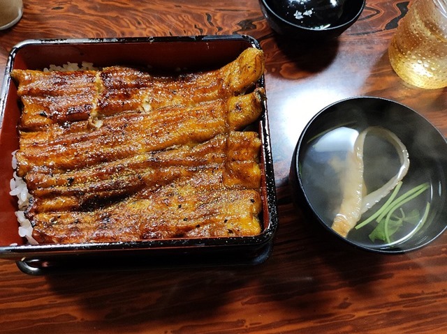 うな重（特上）肝吸い付き