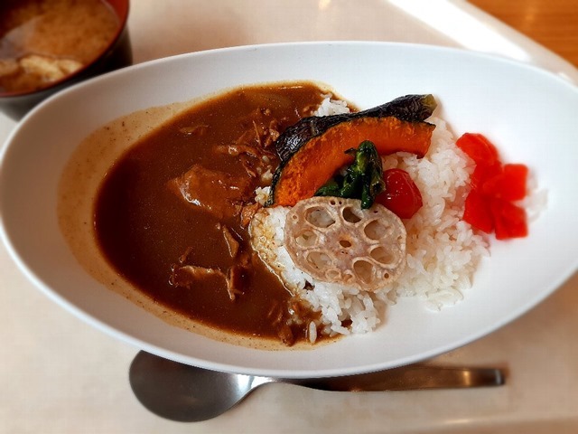 野菜たっぷりカレー