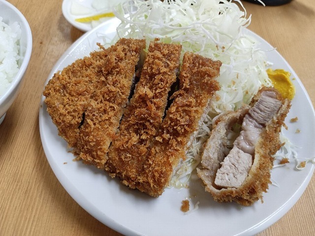 ロースカツ定食（大）