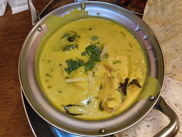 黄金カレイのミーンモーレー 