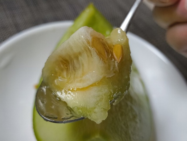 種の周りを食べる