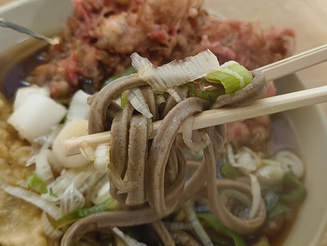 太そばを手繰る