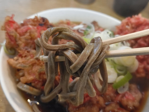 太そばを手繰る