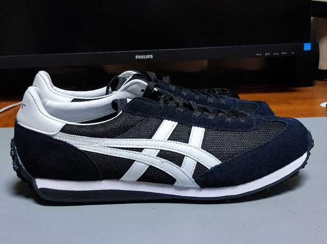 Onitsuka_Tiger_EDR_78_BLACK/WHITE（オリジナル）