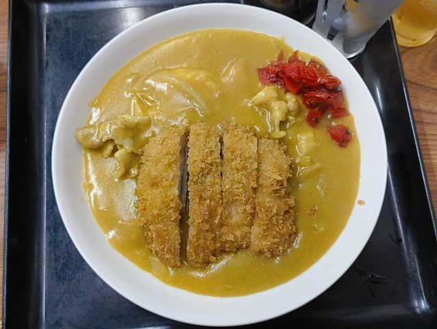 カツカレー（ご飯半分）