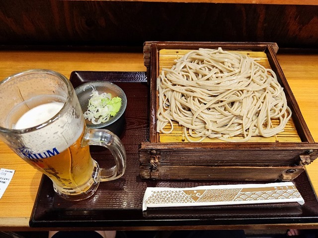 枚もりそばとビール