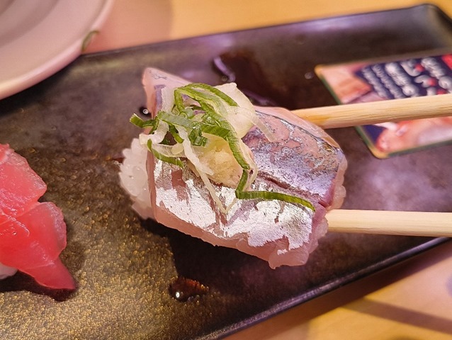 あじ（酢洗い）