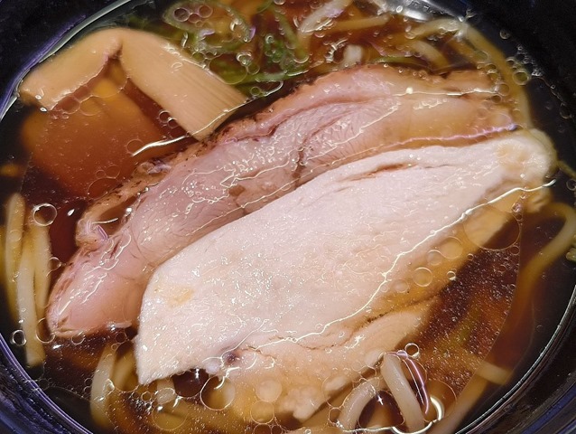鶏むねと鶏ももの大きなチャーシュー
