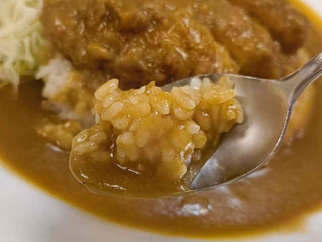ライスを食べる