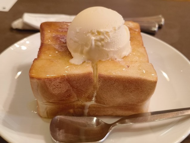 ハニートースト