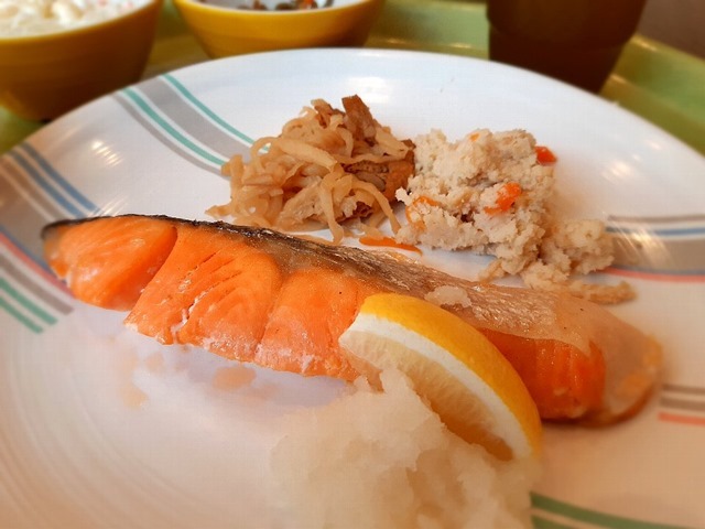 銀鮭の塩焼き定食