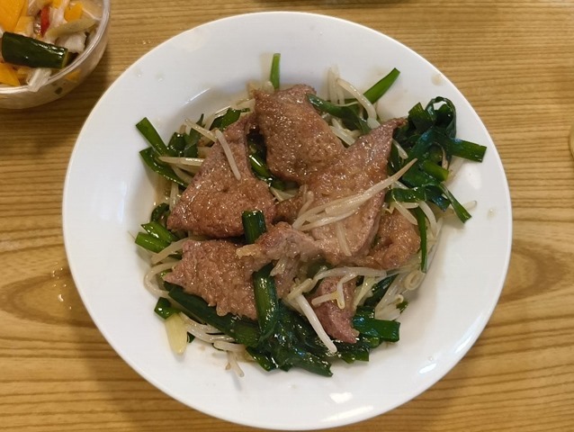ニラレバ炒め